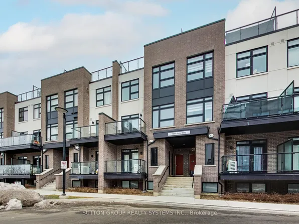 1581 Rose Way #114, Milton, ON L9E 1N4