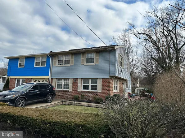 140 W Emlen Ave, Lawnside, NJ 08045