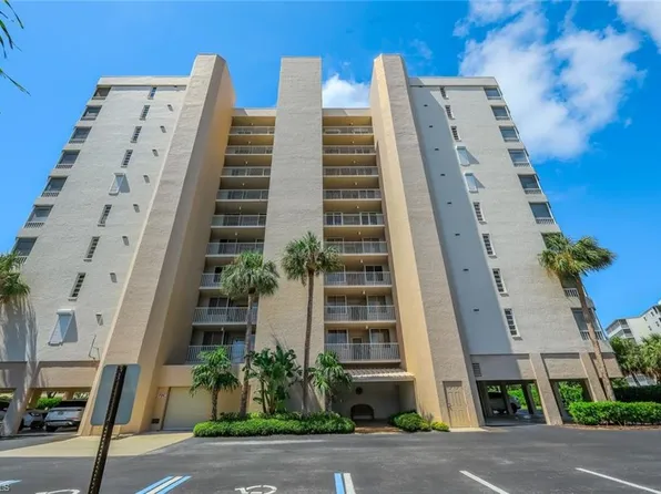 11118 Gulf Shore DR #803, NAPLES, FL 34108