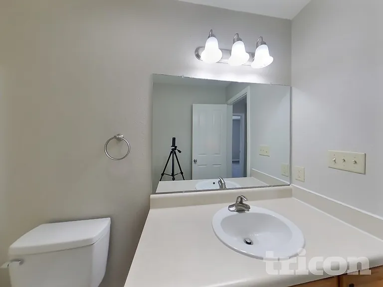 7260 Kidwell Dr — Photo 15