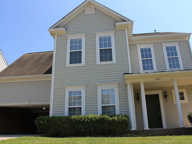 11813 Royal Castle Ct — Photo 1