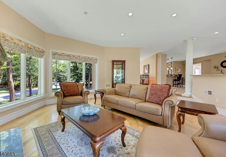 252 Mabel Pl — Photo 20
