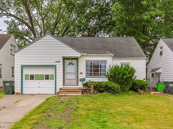2nd image of 25850 Drakefield Ave
