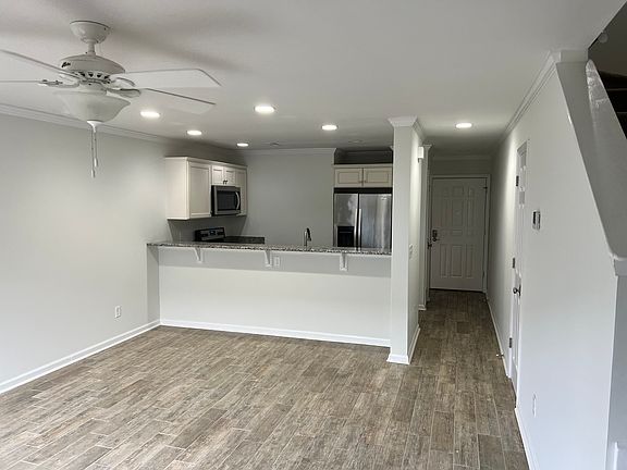 2nd image of 1733 41st St