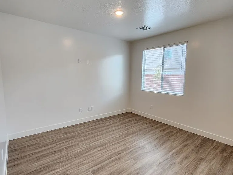 5912 S Legolas Ln — Photo 7