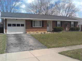 7246 Claircrest Dr, Huber Heights, OH 45424