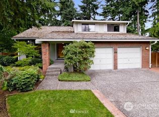 11811 NE 102nd Pl, Kirkland, WA