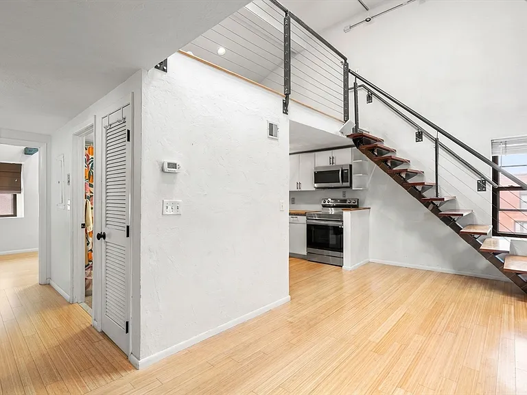 148 F St #4 — Photo 1