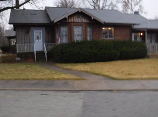 2310 Tibbitt St, Alton, IL 62002