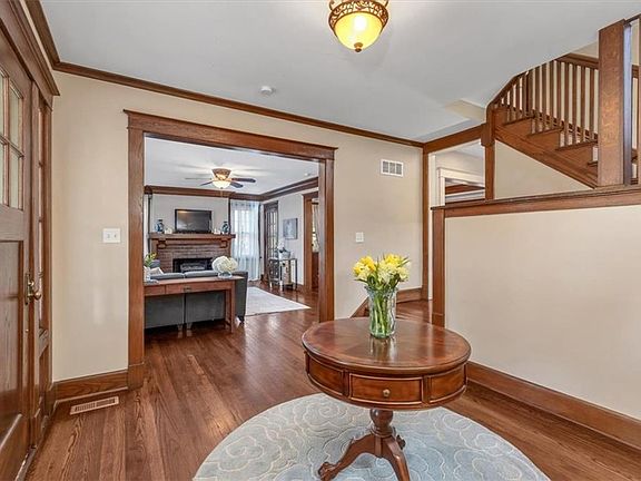 5th image of 5909 Brookside Blvd
