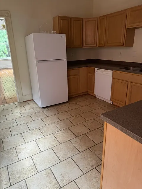 Broad St W 200 - 302 — Photo 2