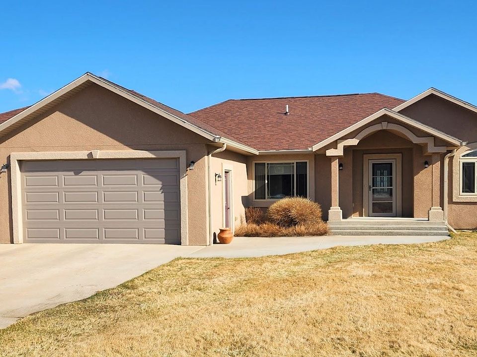 1st image of 19264 Hat Ranch Dr