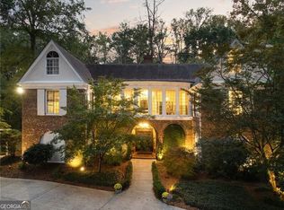 1018 Peachtree Battle Cir NW, Atlanta, GA 30327