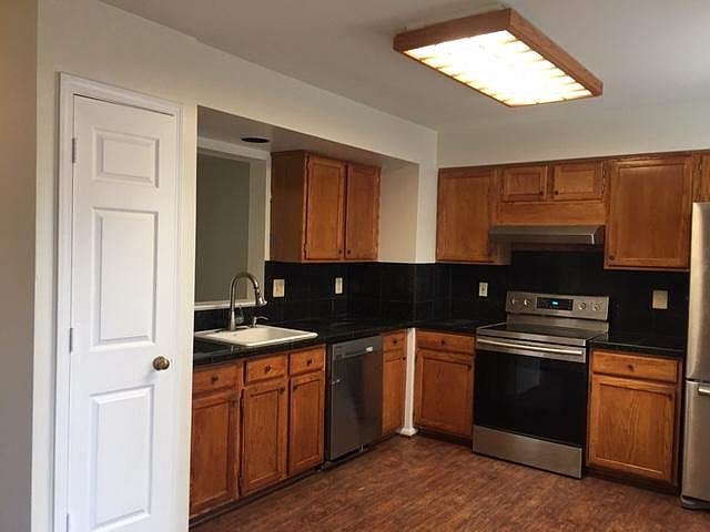 1st image of 14735 Flower Hill Dr