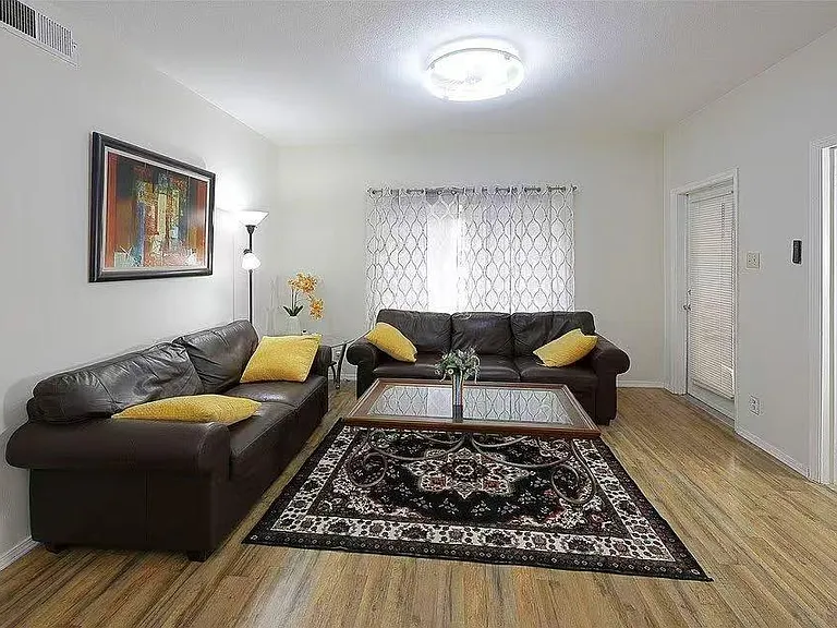 2213 S Braeswood Blvd #13B — Photo 4
