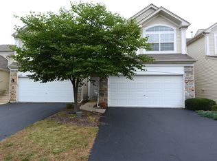 1921 Misty Ridge Ln, Aurora, IL 60503