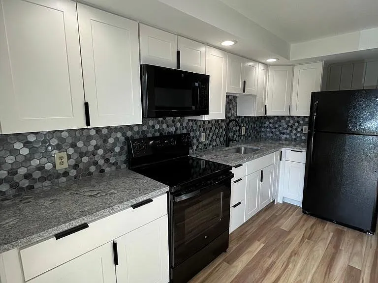 331 Spring Mill Ave #3 — Photo 2