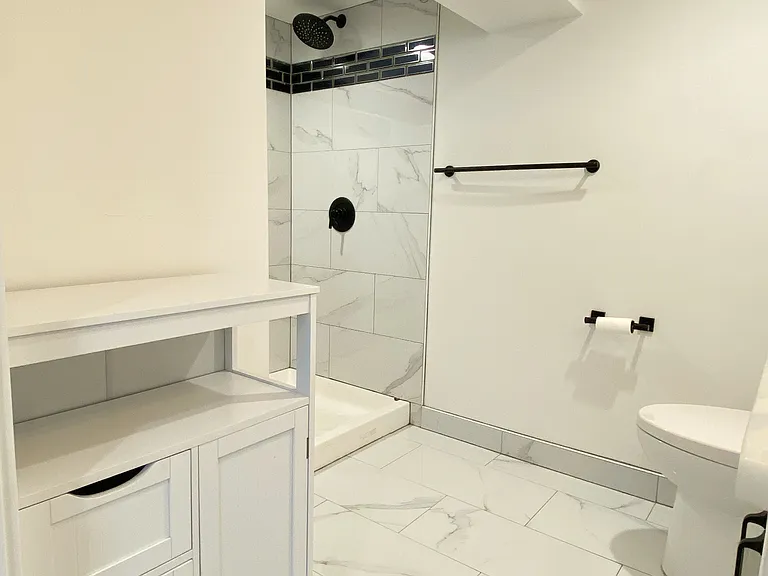 Bathroom shower