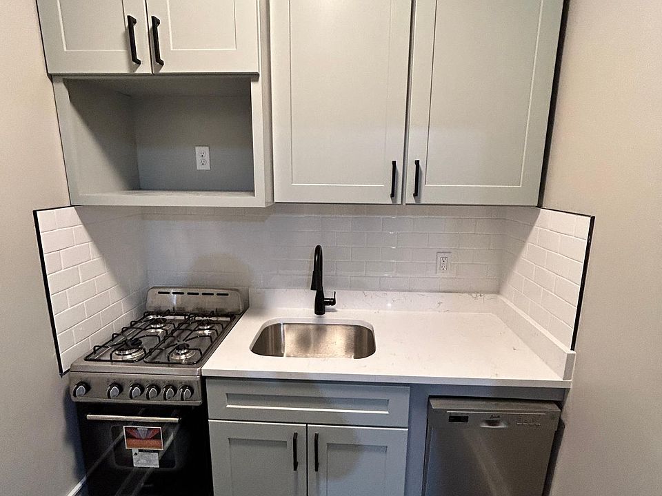 1st image of 237 E Highland St APT 404