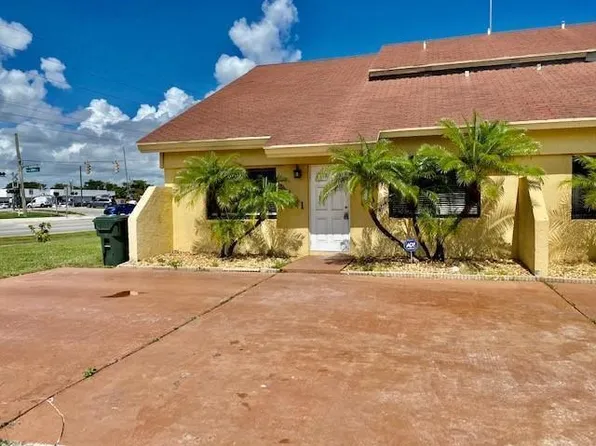101 NE 28th St, Boca Raton, FL 33431