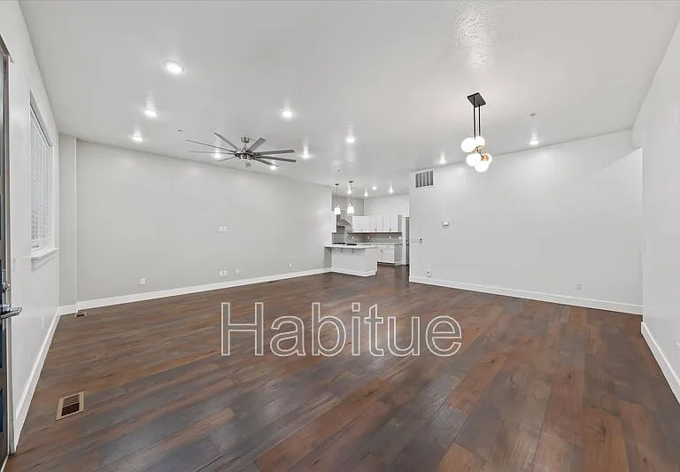 1424 W Front St #101 — Photo 5