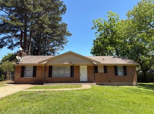 72 Briarcliff Dr, Jackson, TN 38301