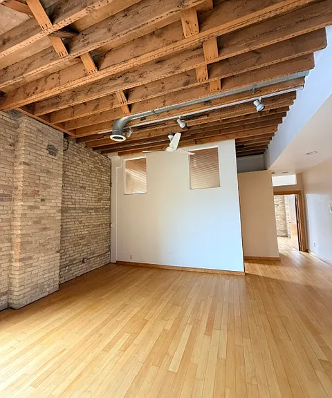 714 S 2nd St #2 — Photo 4