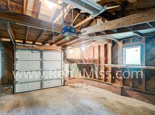 206 S Park Dr, Jackson, MS 39211