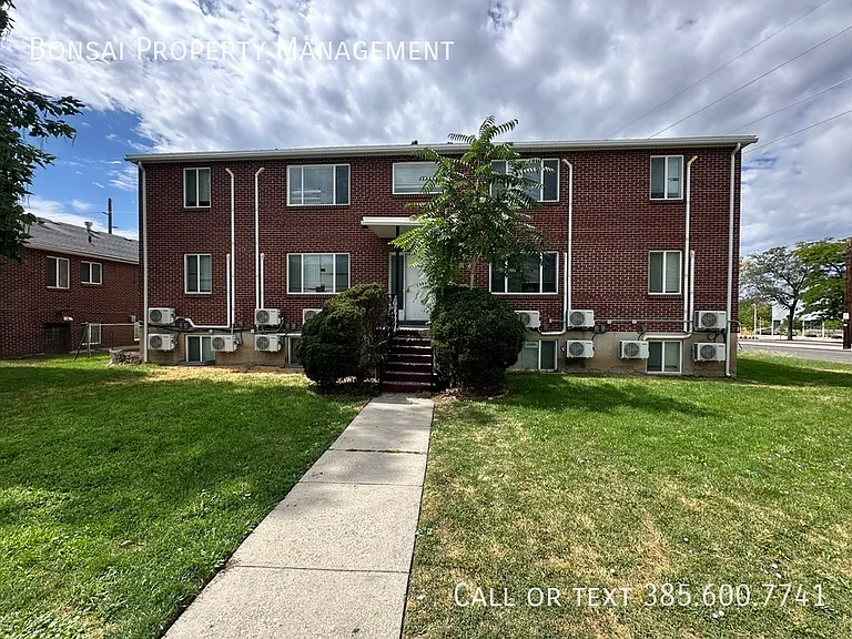 997 Chapel Dr #6 — Photo 9