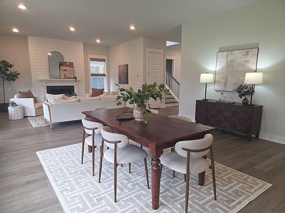 5th image of 200 Helena Park Dr