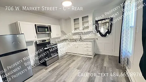 706 W Market St #C Photo 1