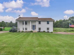 2661 Eaver St NW, Uniontown, OH 44685