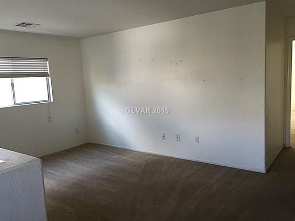 5th image of 8053 Dutch Villas St