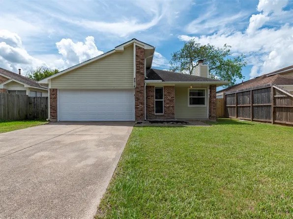 4814 Big Reef Dr, Bacliff, TX 77518