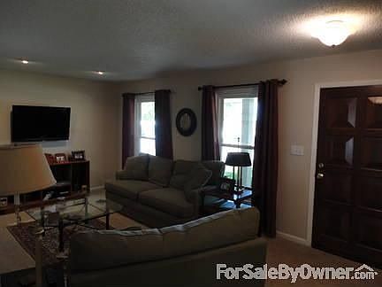 3rd image of 678 Eastgate Dr