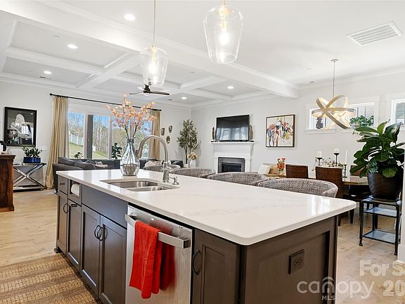 4th image of 3222 Spring Forest Rd