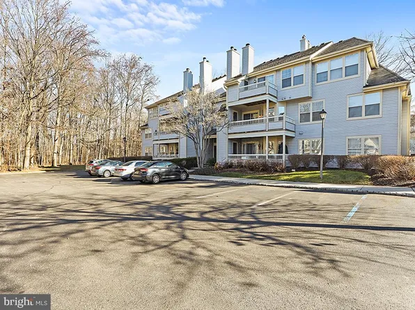 117 Rainier Ct APT 8, Princeton, NJ 08540