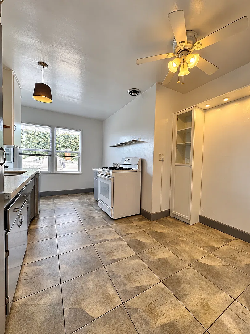 12556 Washington Blvd — Photo 4