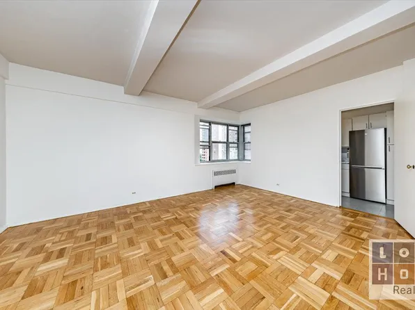 550 Grand Street image 1 of 10