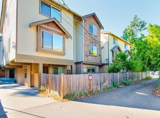 13435 G Greenwood Ave N, Seattle, WA 98133