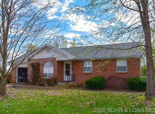 614 E Haynes St, Eldon, MO 65026