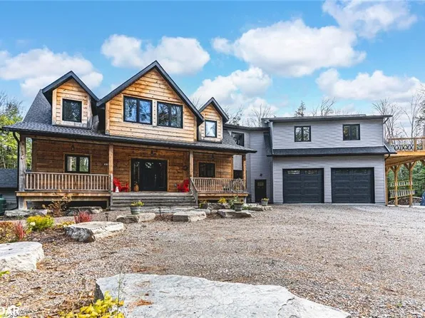 4057 Cambrian Rd, Washago, ON L0K 2B0