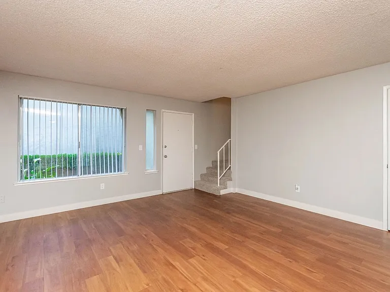Redwoods at Mather Station Apartments — Photo 102