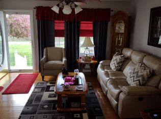 1055 Fiddlebow Rd, Dawson Springs, KY 42408