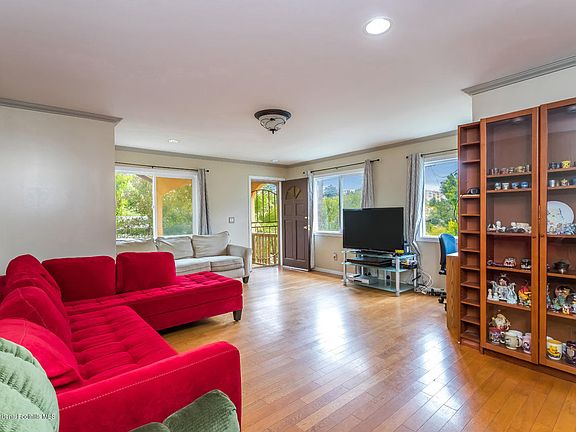 4th image of 5515 Nordyke St
