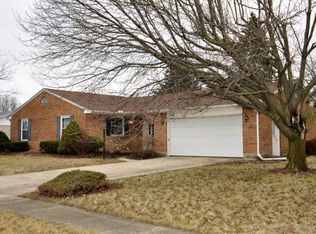 512 Little League Dr, Eaton, OH 45320