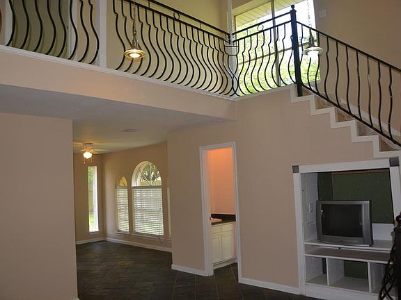 5th image of 5030 E Pagewick Dr