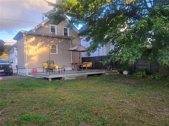 3rd image of 144 Gray St