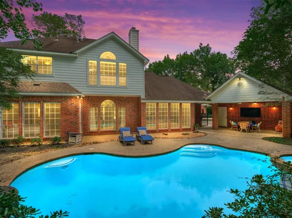 19 Craggy Rock St, Spring, TX 77381