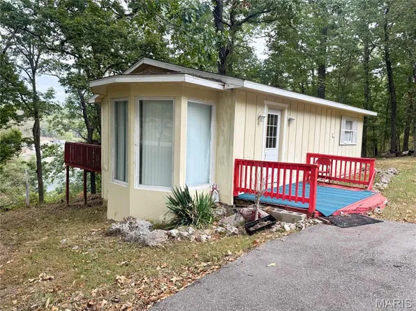 1545 Spring Cove Rd, Sunrise Beach, MO 65079